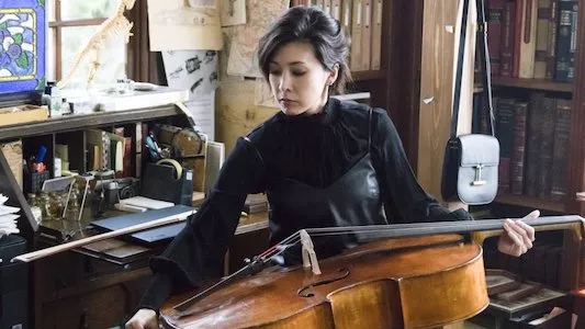 Image Miss Sherlock 5