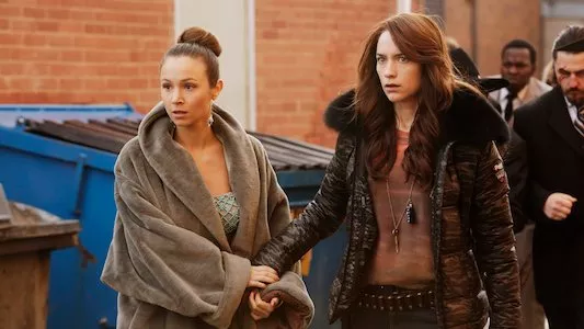 Image Wynonna Earp 13